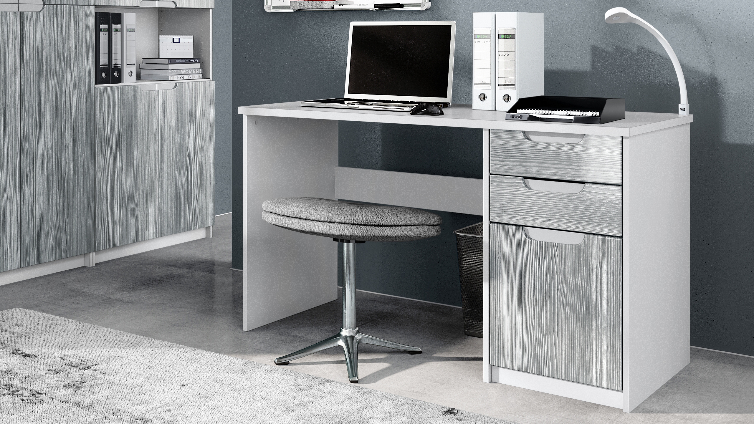 Schreibtisch Logan mit 2 Schubladen und 1 Tür Weiß matt/Avola-Anthrazit (129 x 76 x 60 cm)